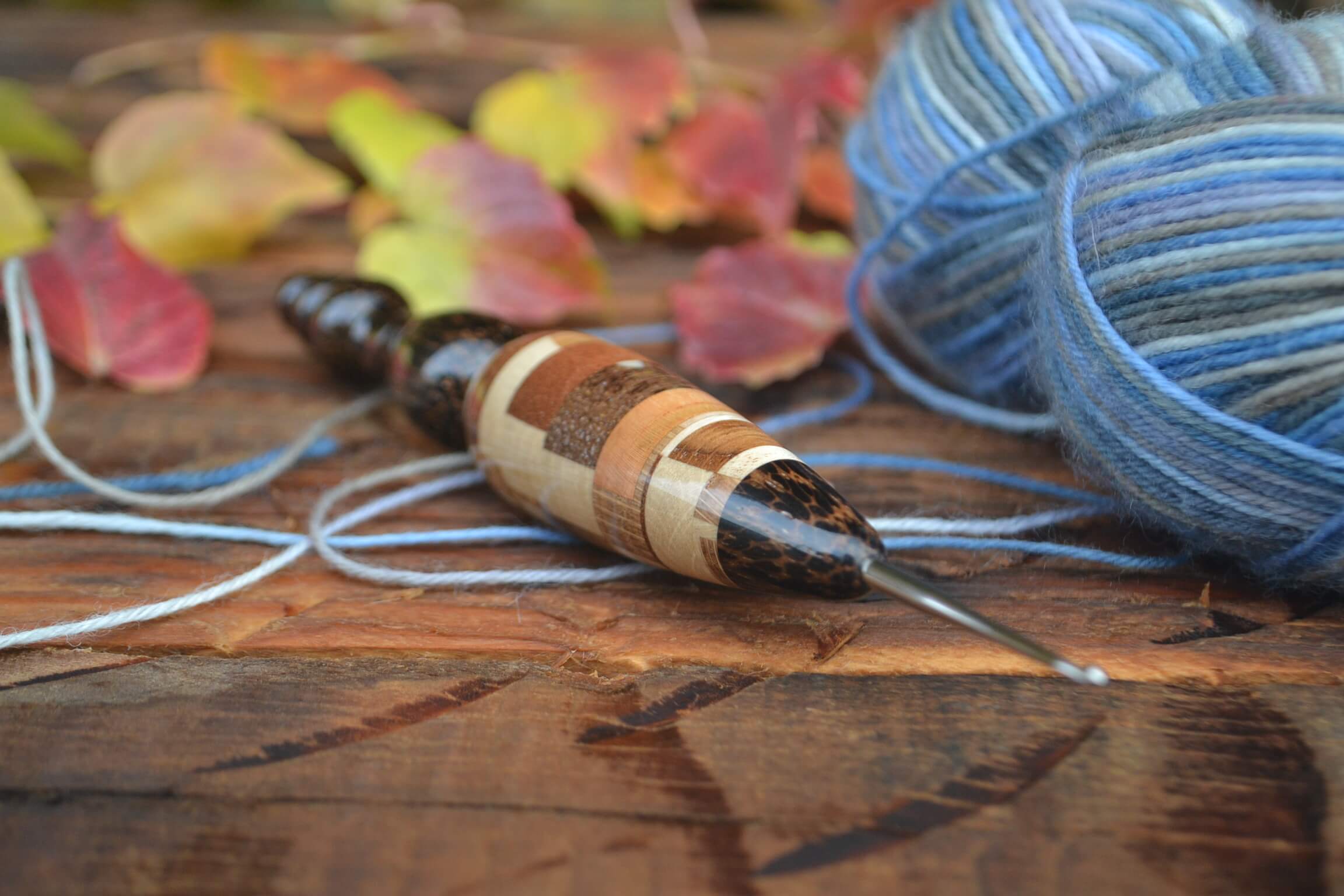 1.75 mm Clover Amour Steel, Black Palm, Chaotic blocks mosaic Ergonomic Crochet Hook 23 mm 16.5 cm #1455-5145 - Image 4